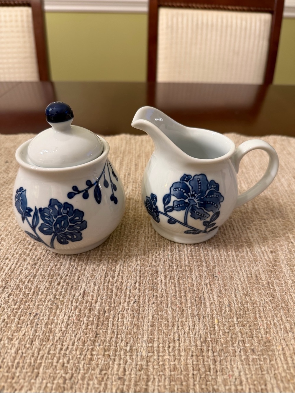 Target Covered Sugar Bowl and Creamer Set